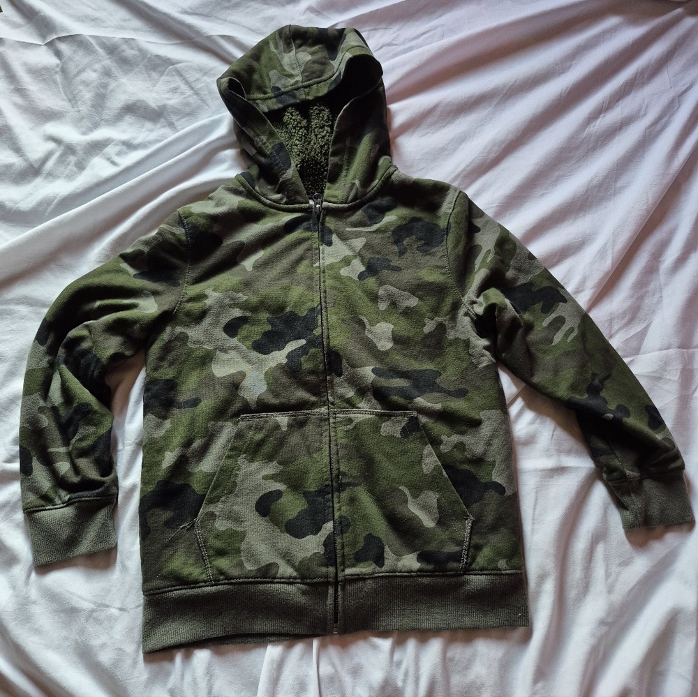 Cat & Jack Green Camo Fleece Hoodie
